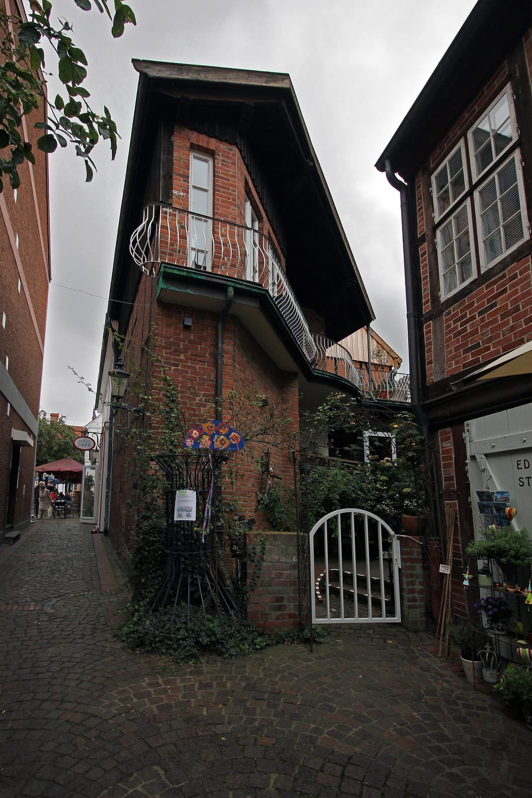 tohuus photo 4
