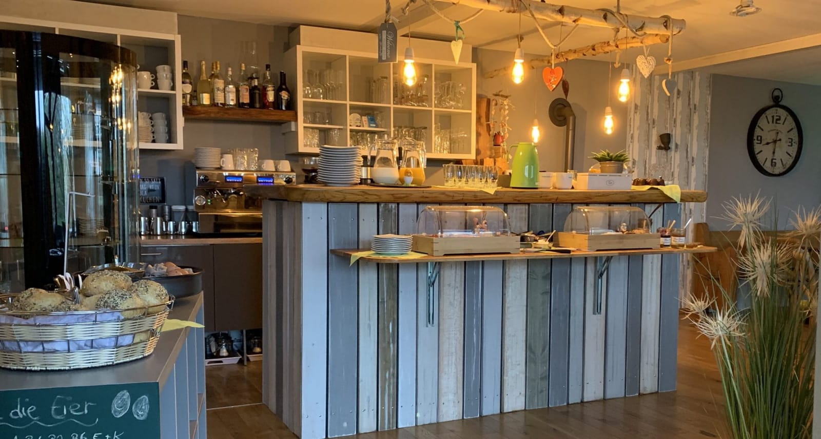 Freiluft-Teichcafé
