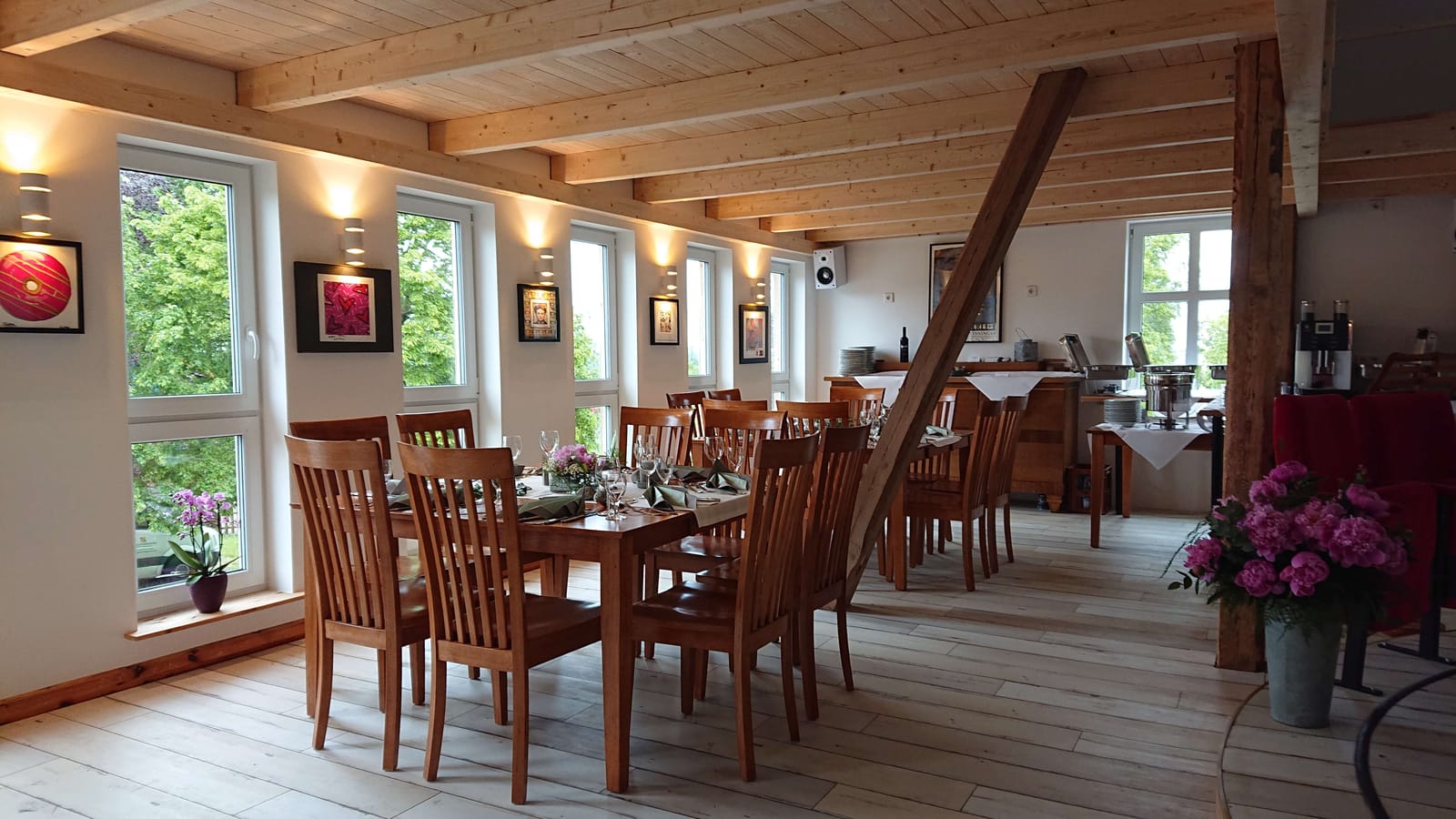 Café Adebar