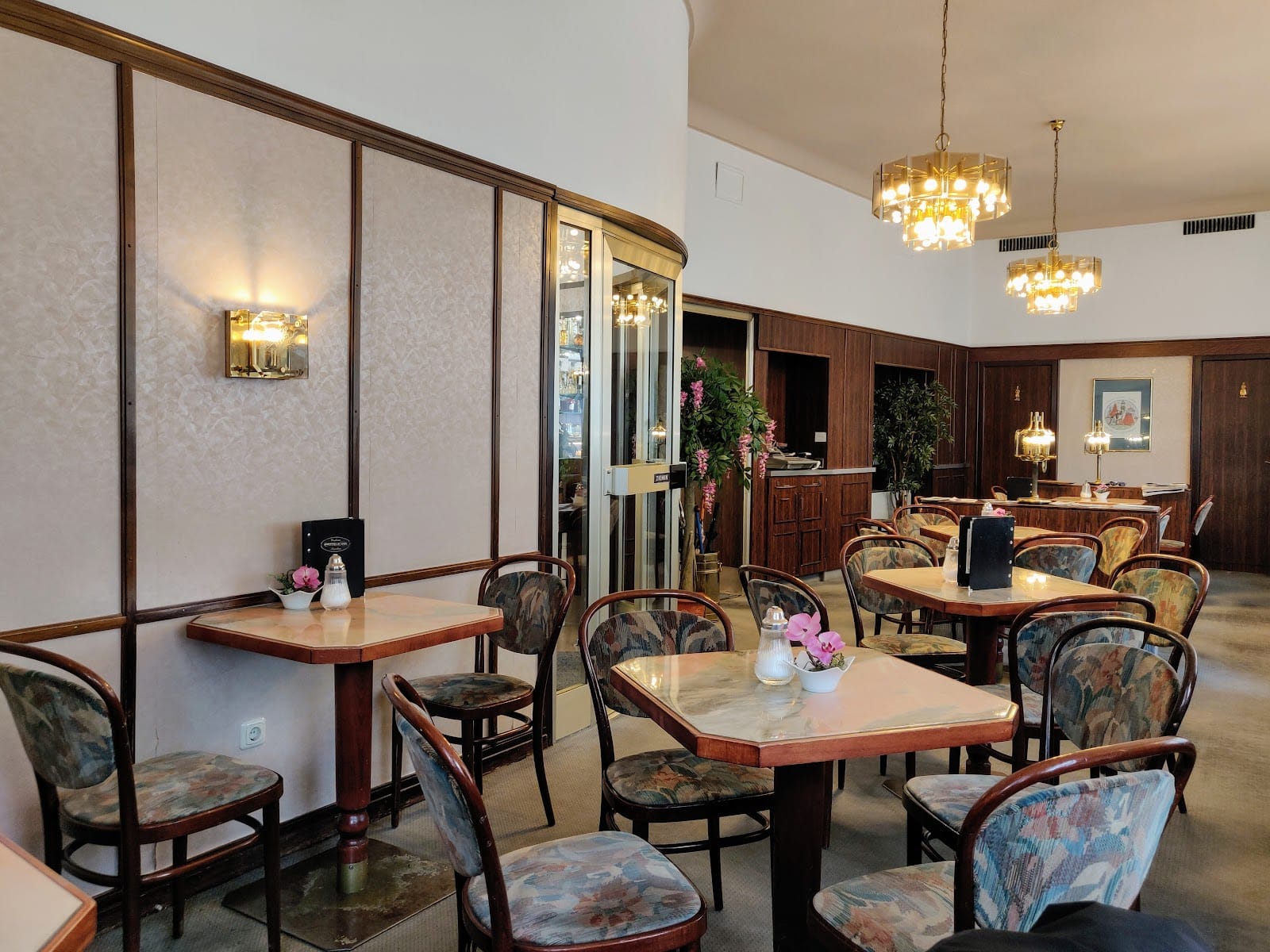 Konditorei Café Confiserie Euringer
