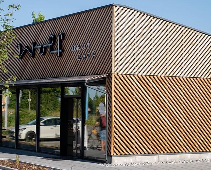 Wolf Cafe