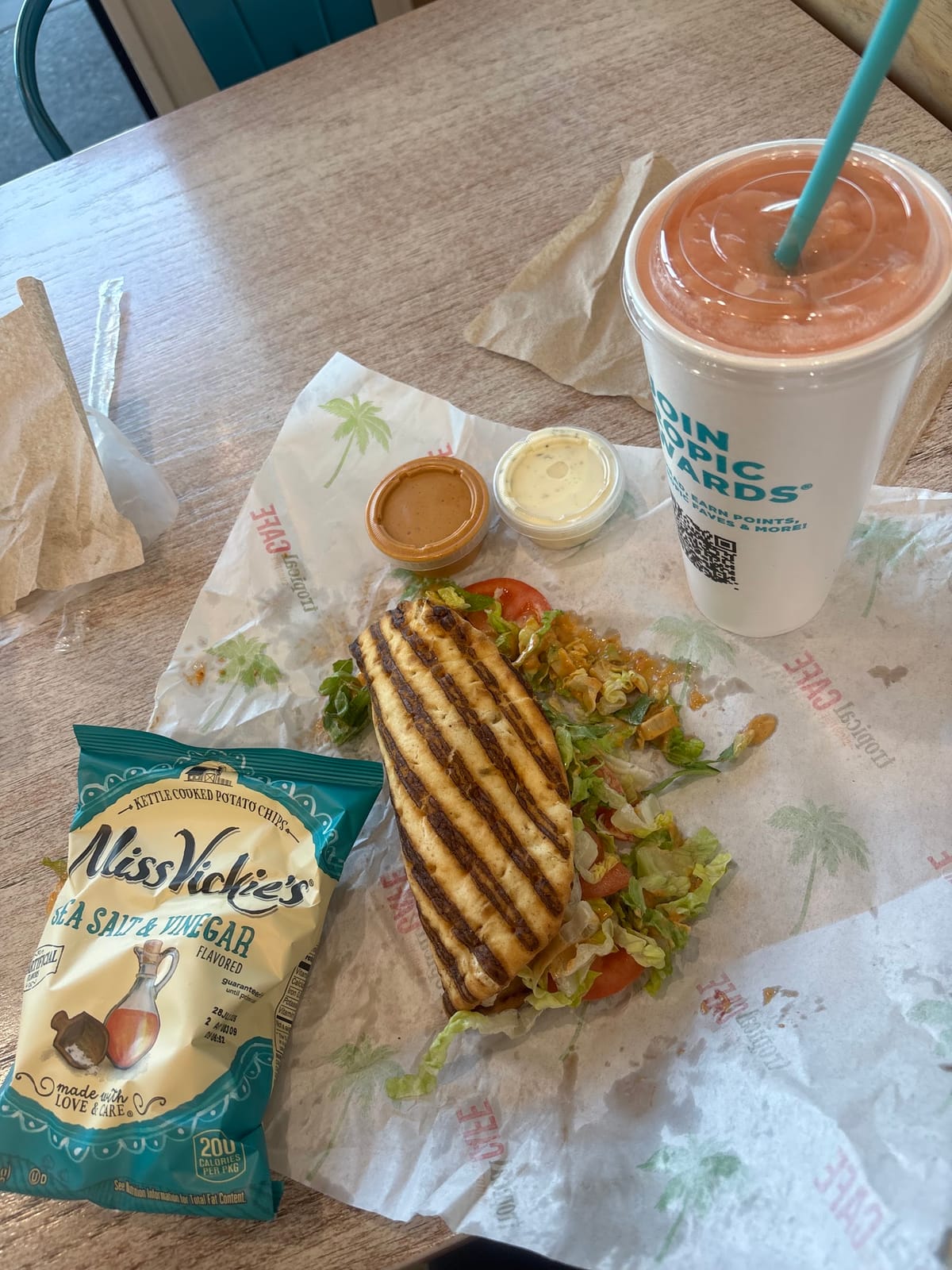 Tropical Smoothie Cafe