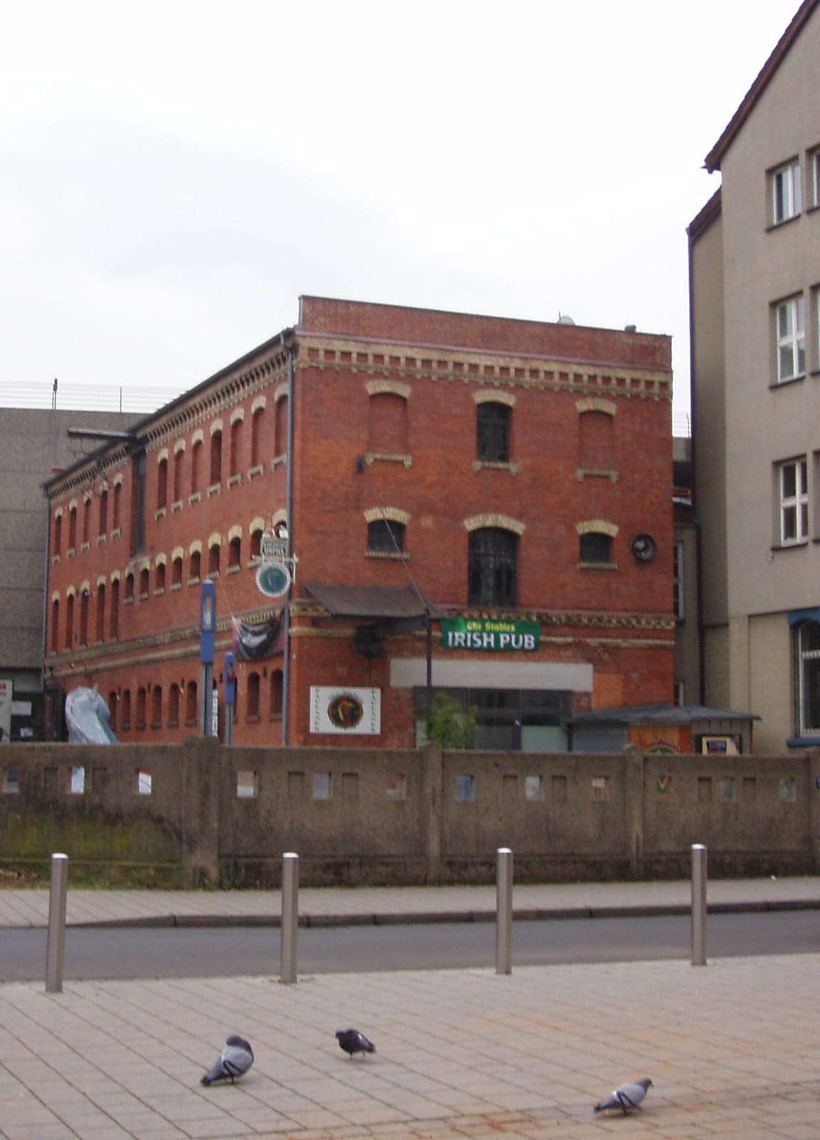 Metropolitan photo 4