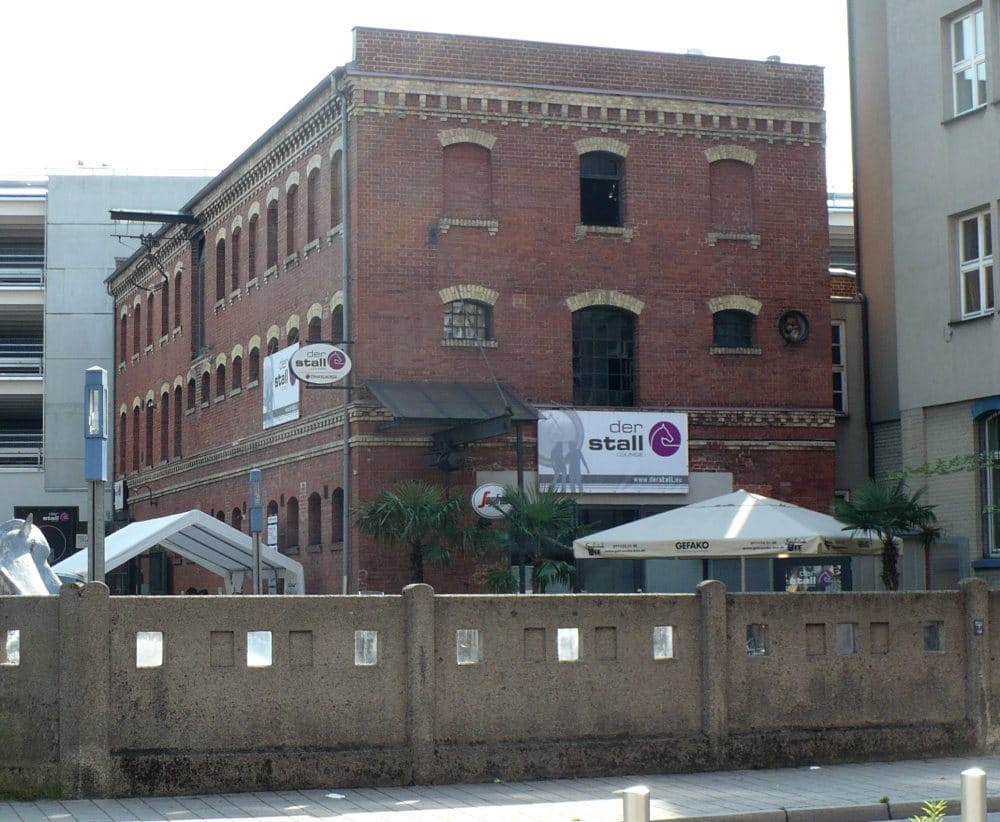 Metropolitan photo 5
