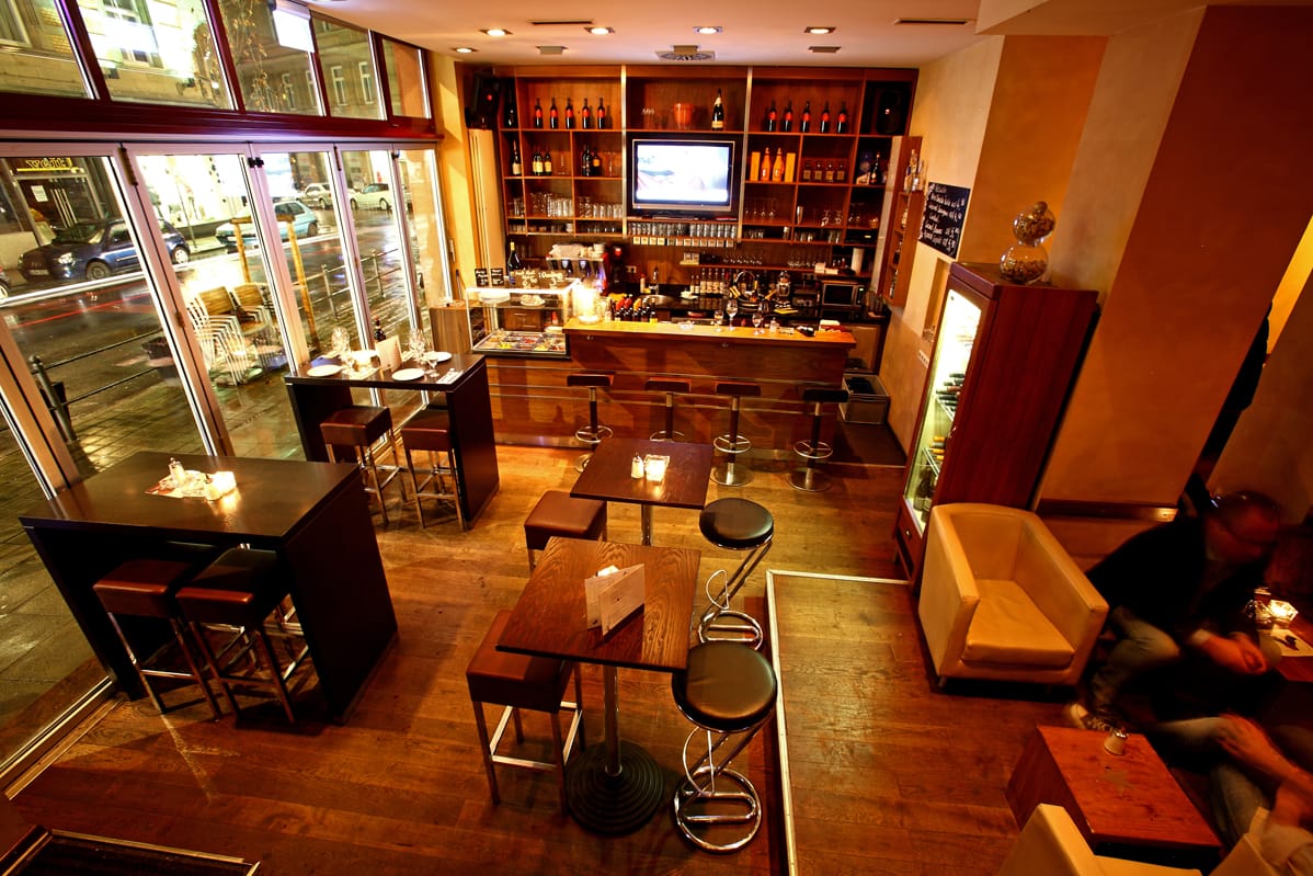Mocca Espresso & Weinbar photo 8
