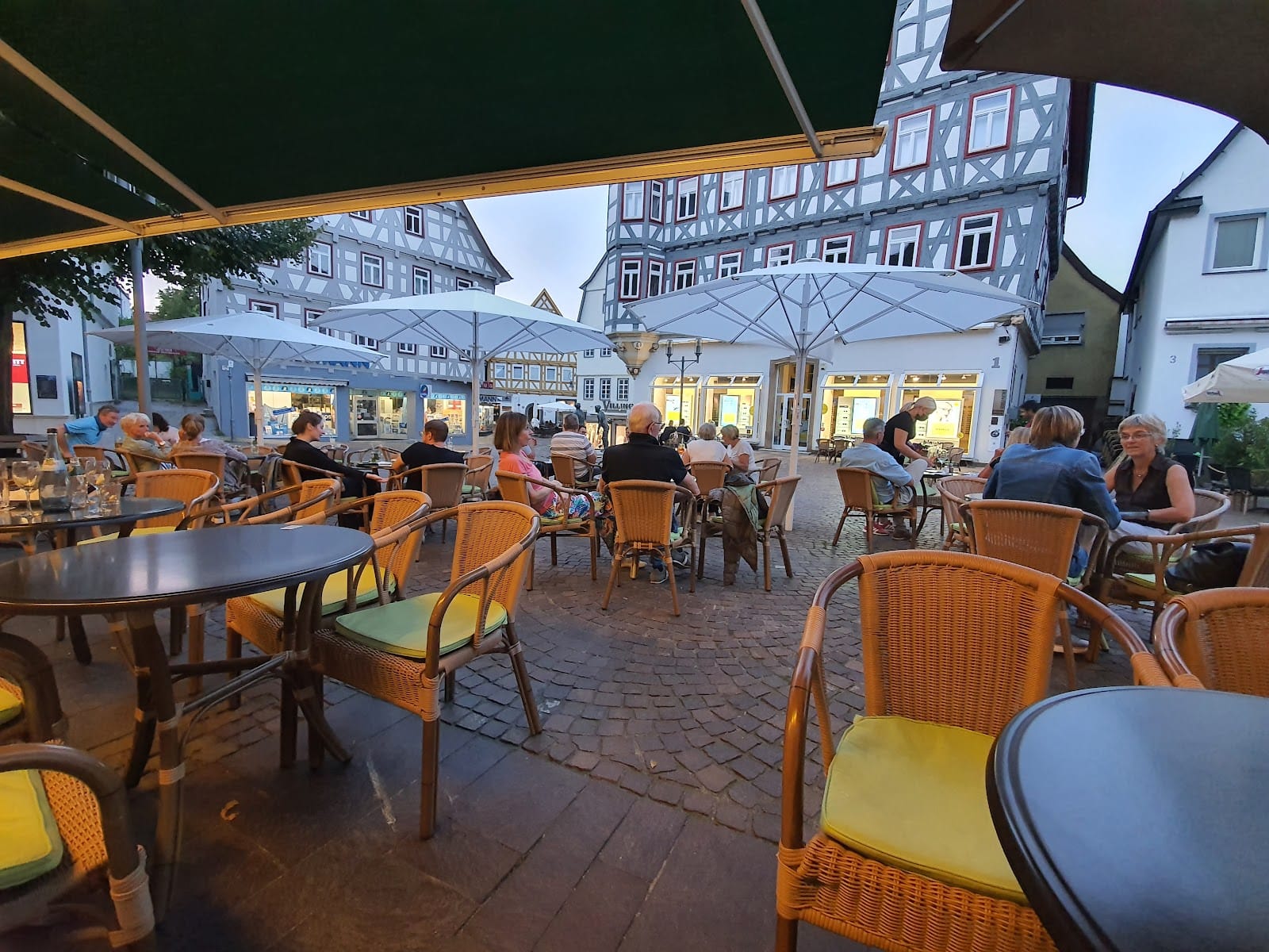 Café Tagblatt