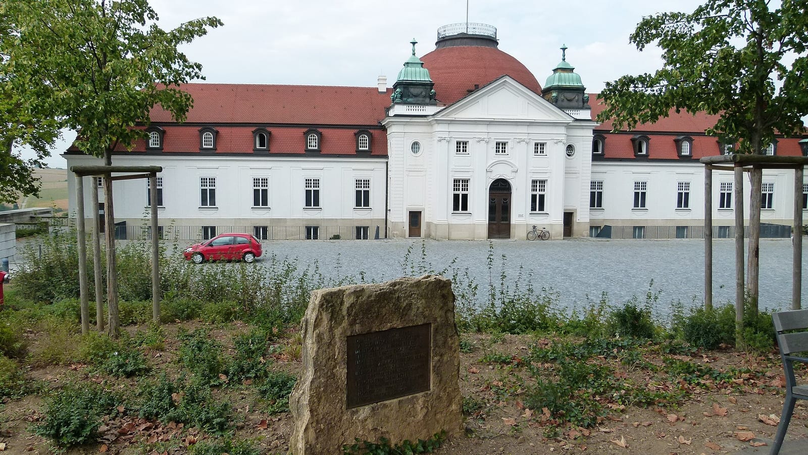 Musenhof / Museums-Café