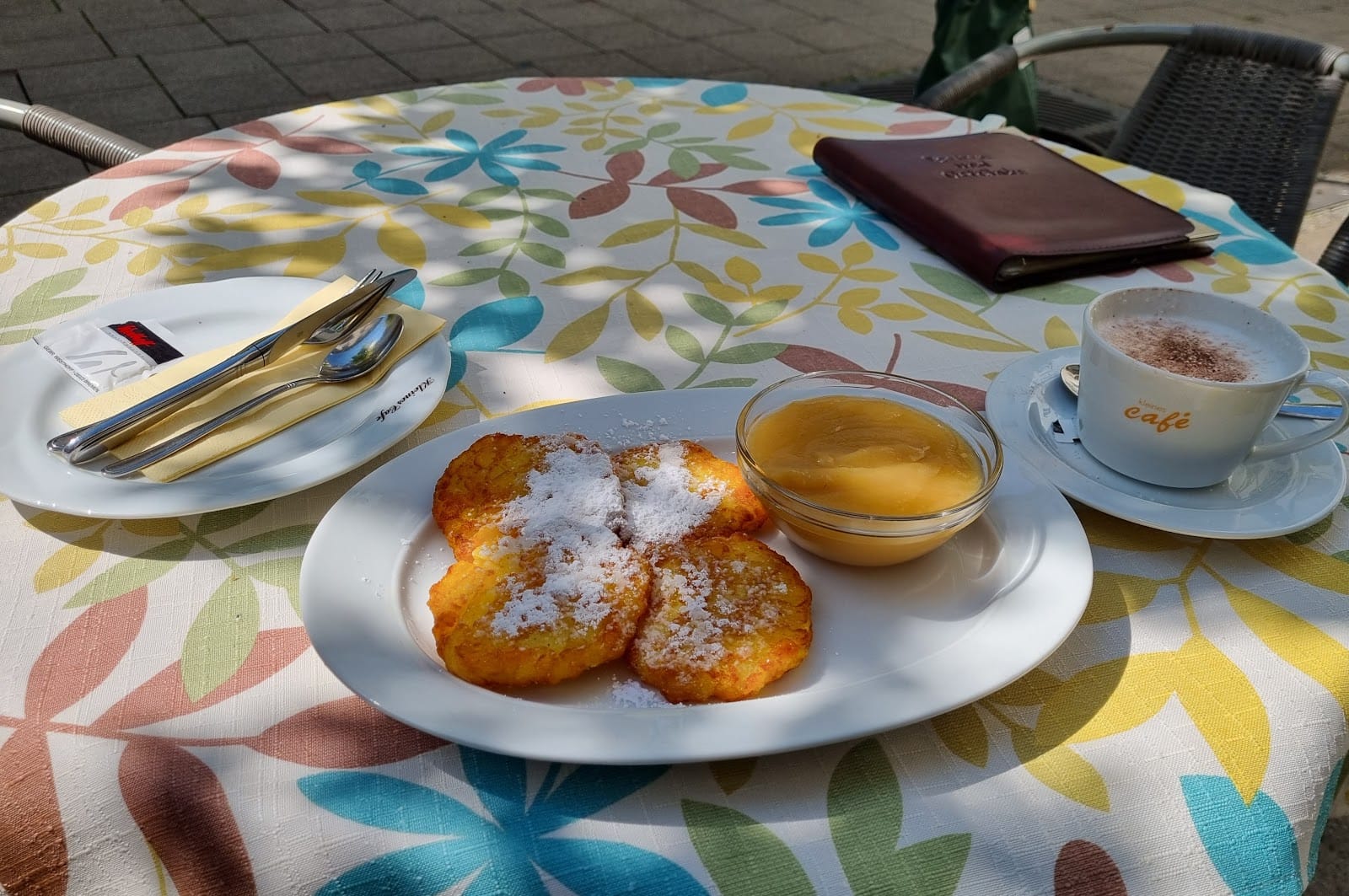 Kleines Café