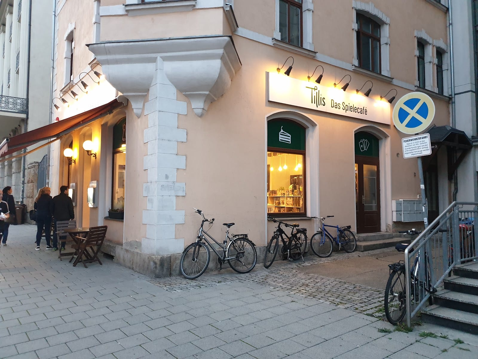 Tillis Spielecafè