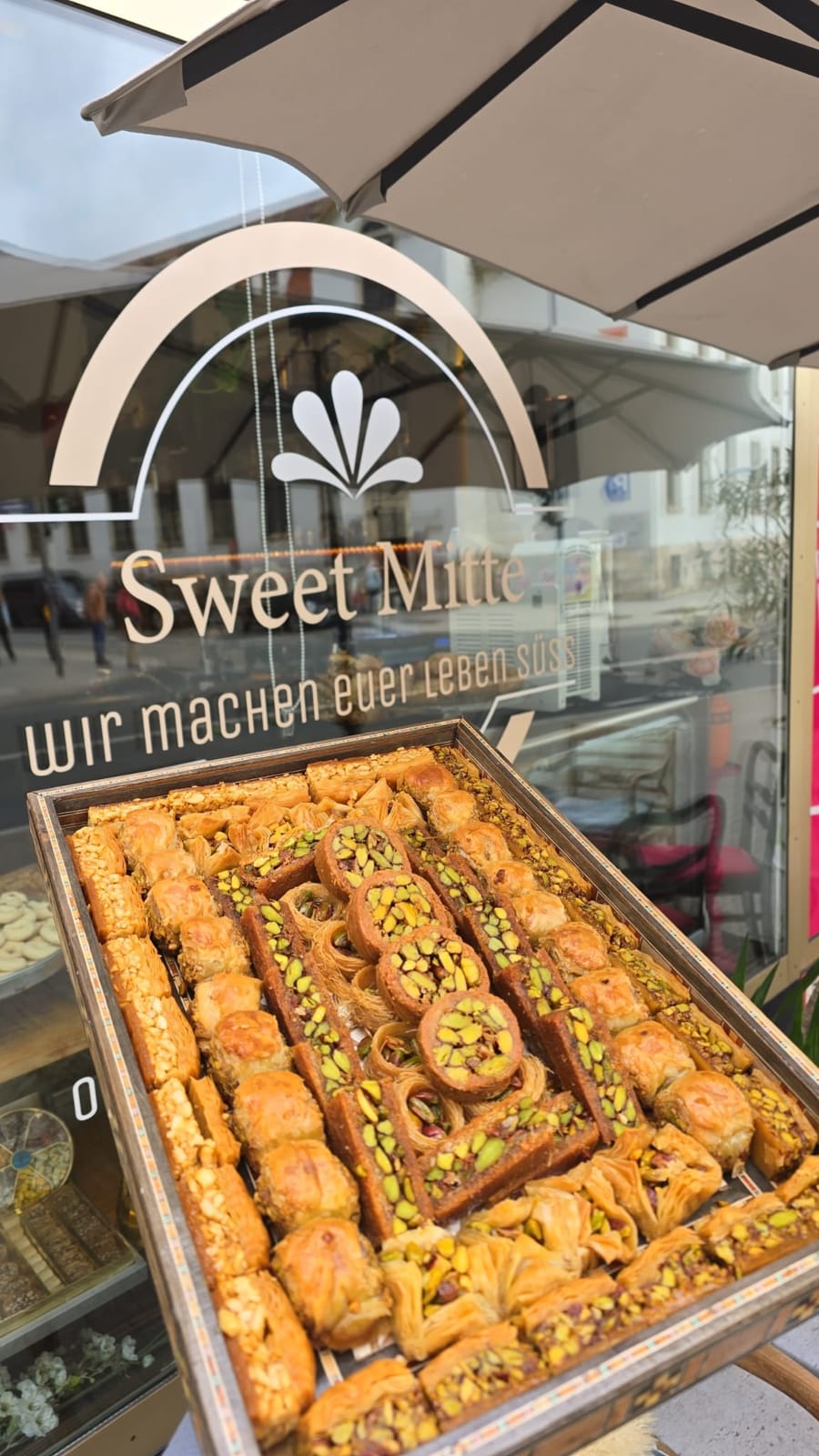 Sweet Mitte photo 2