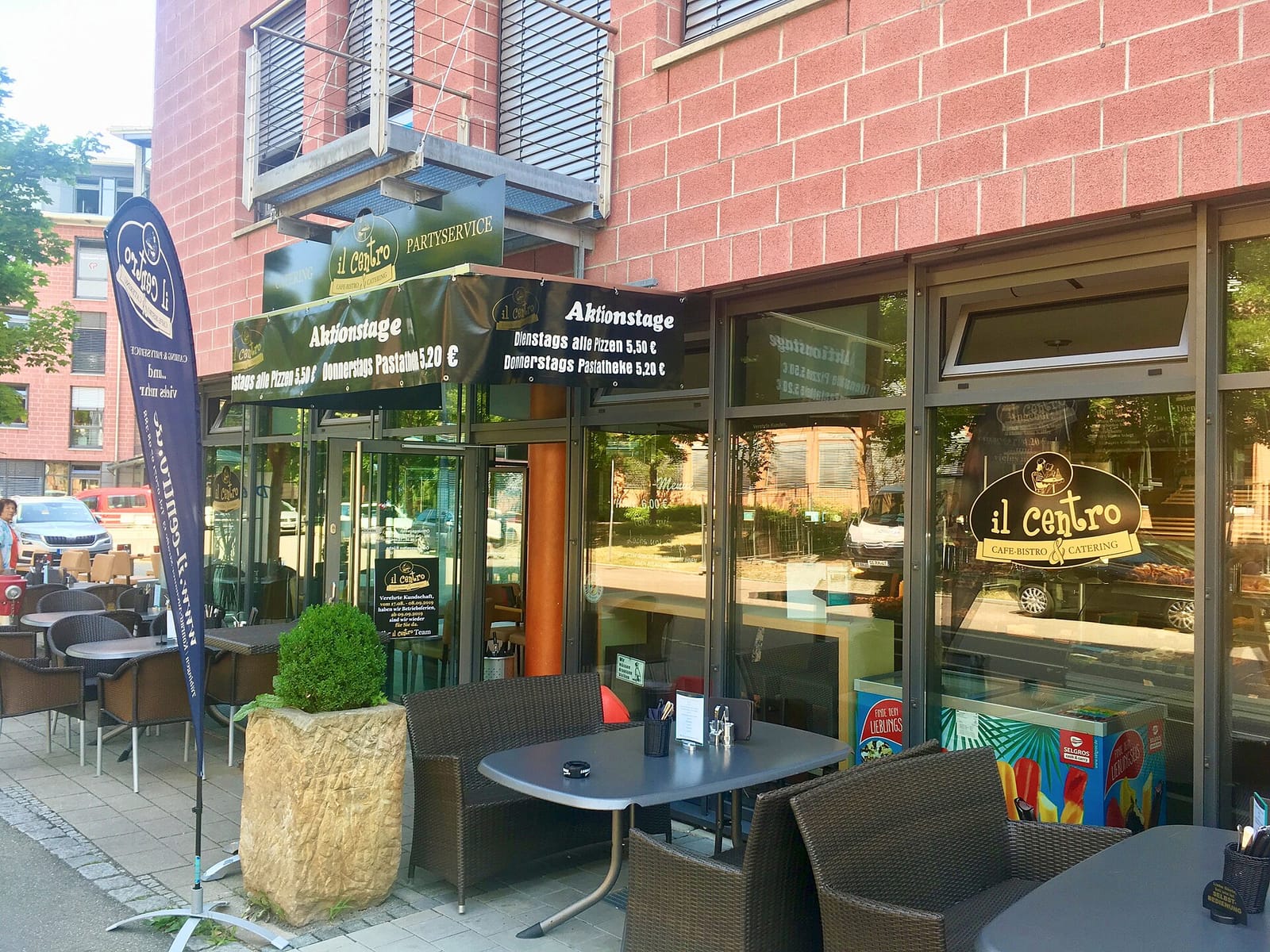 Il Centro - Café-Bistro & Catering photo 3