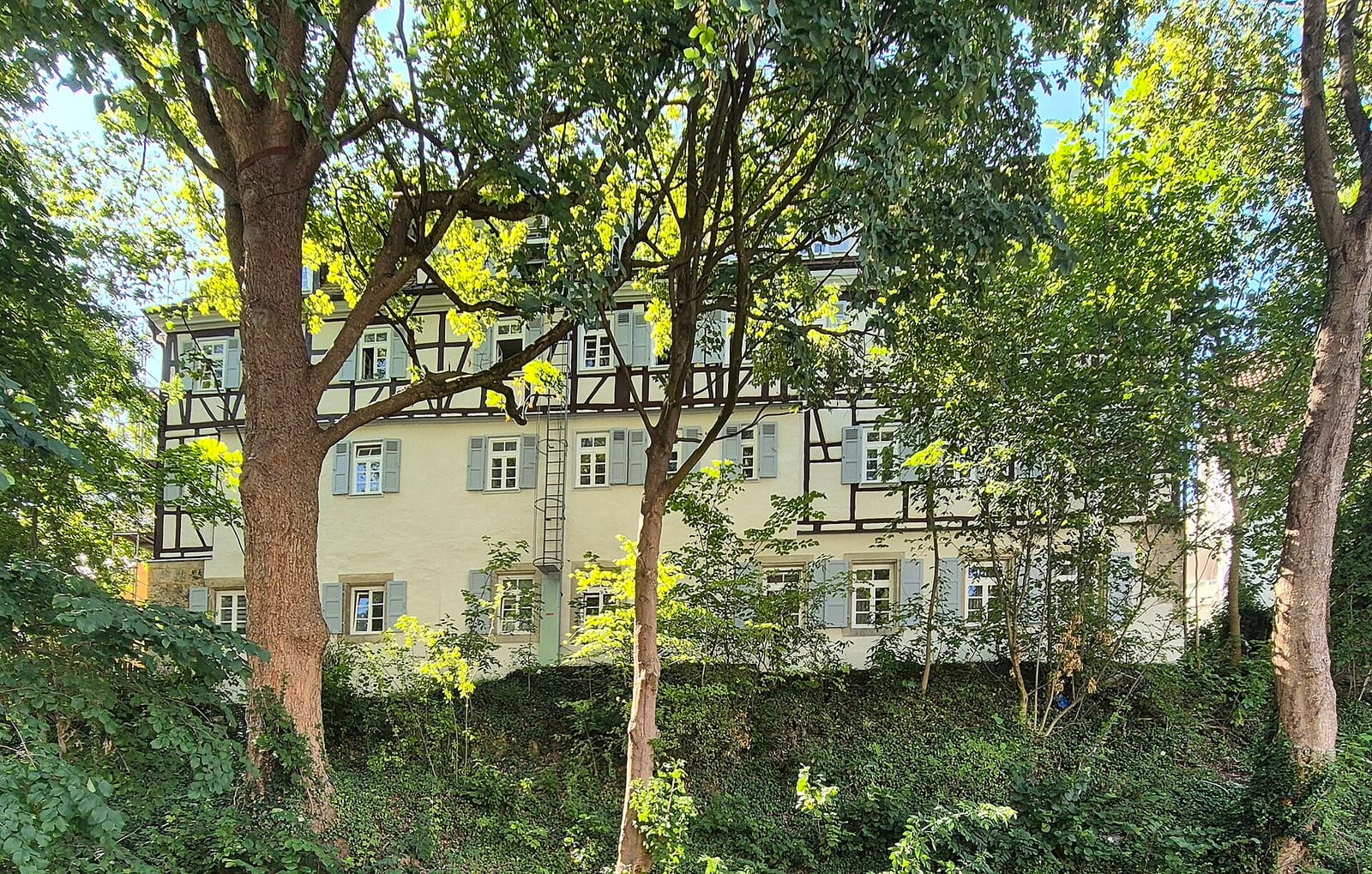 Intermezzo - Cafe am Bach