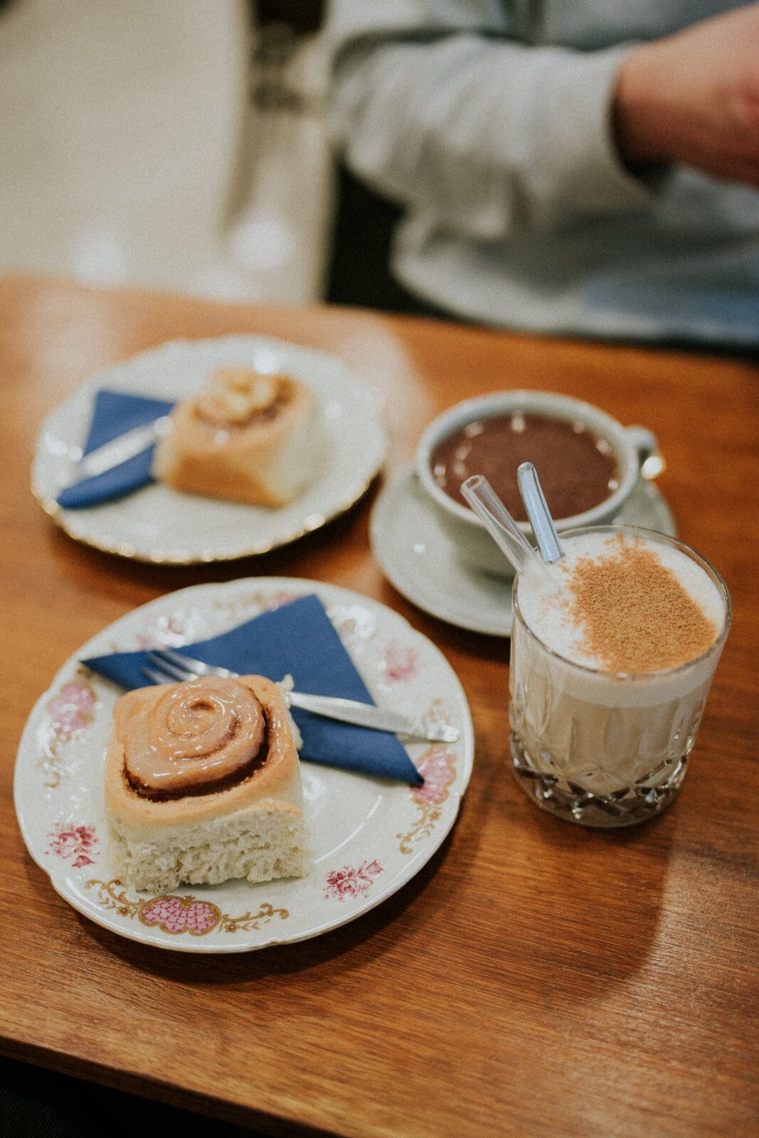 CALVI café & vintage clothing photo 4