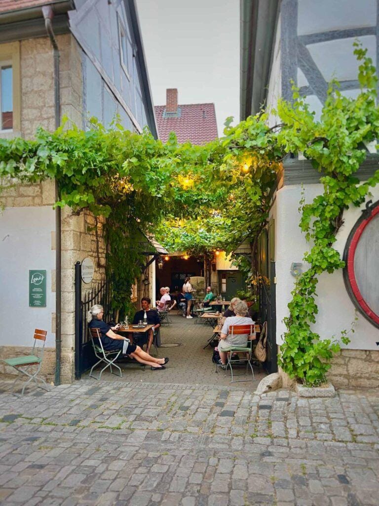 Leni's Coffee and Vino photo 4