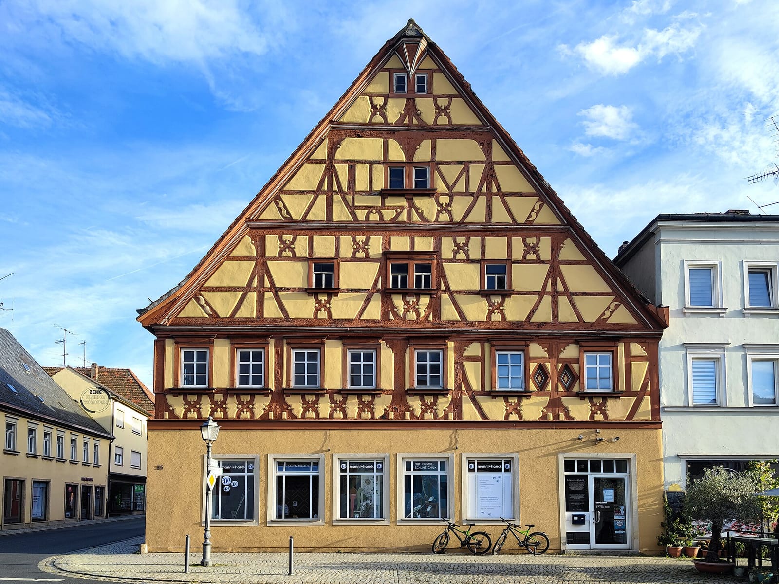 Cafe und Bistro Bassanese photo 3