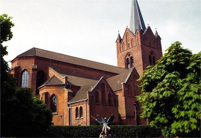 The Upper Hill photo 4