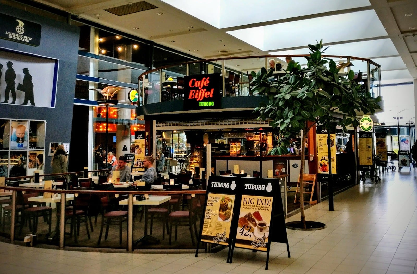 Café Eiffel