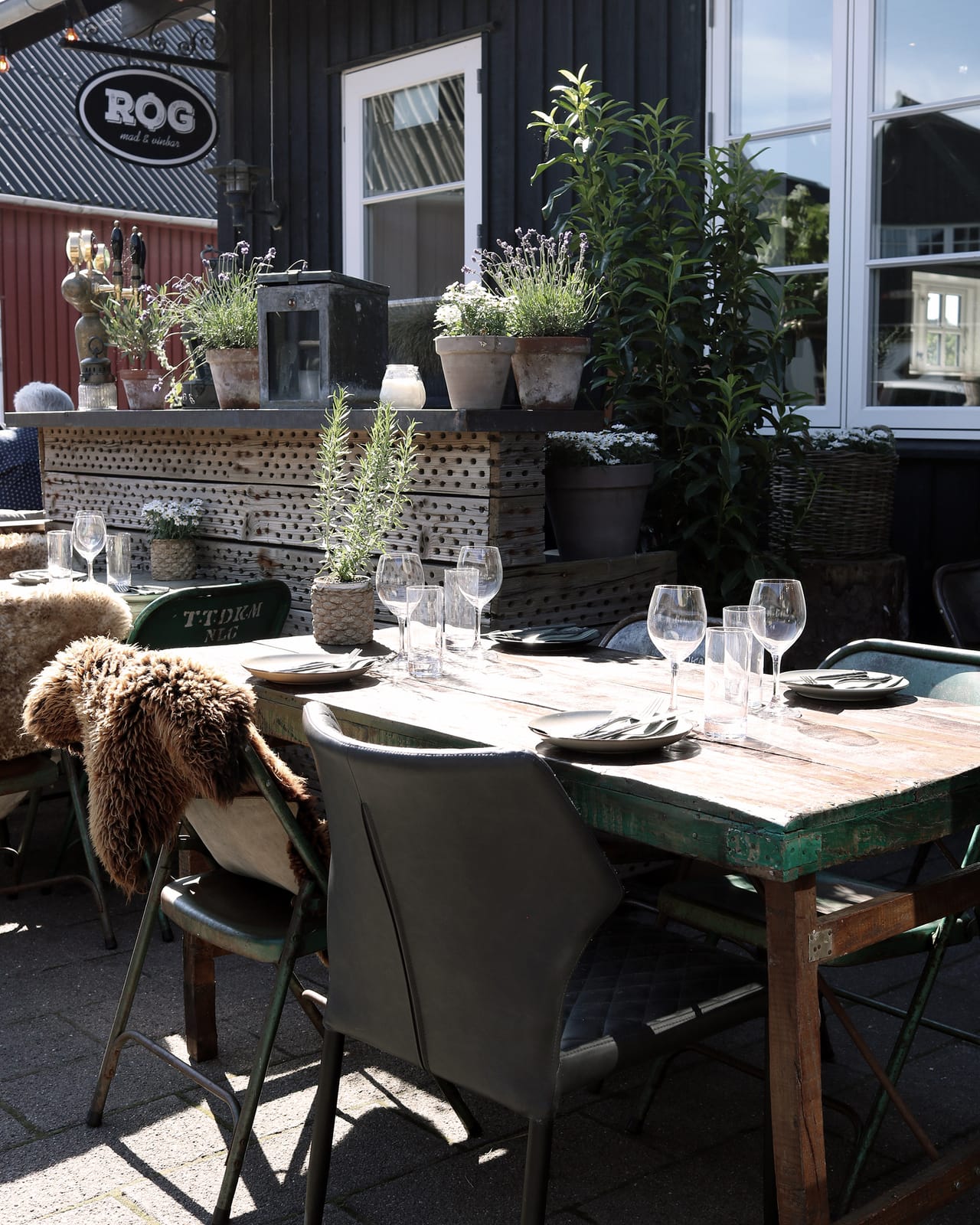 Røg vin og madbar