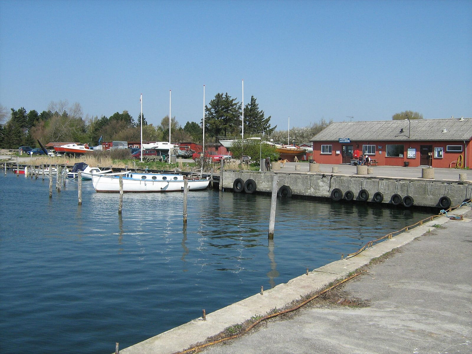 Hårbølle Havne Høker