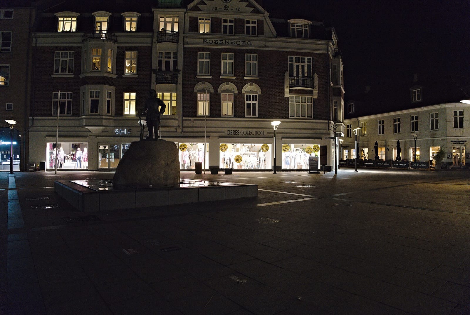 Fiskebaren café og spisehus photo 3