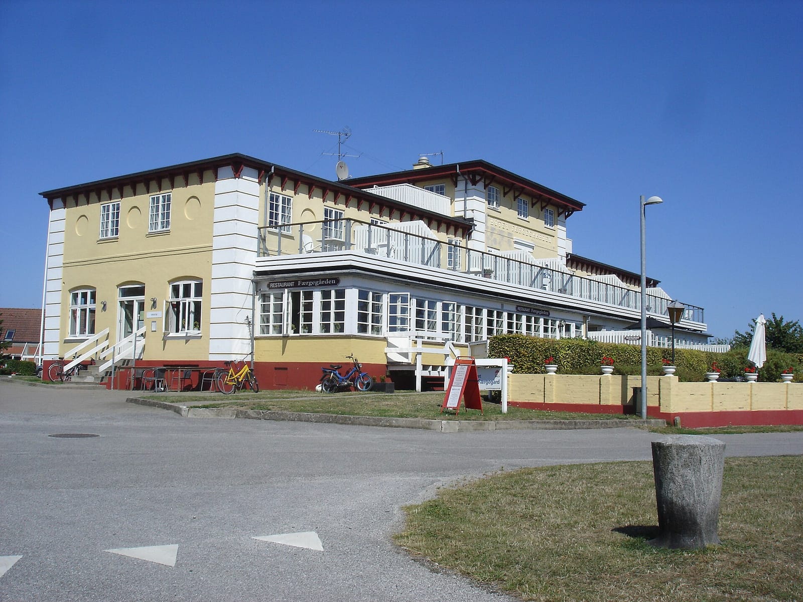 Anni'kage & café