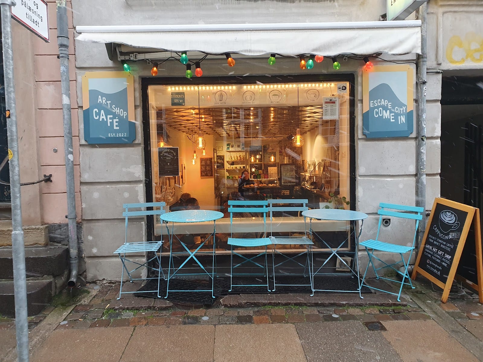 Emmylou Café