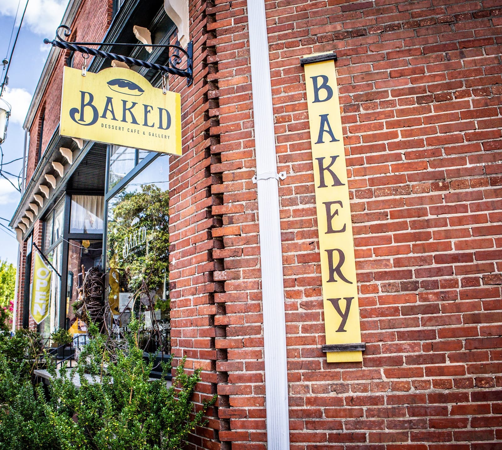 Baked Dessert Cafe