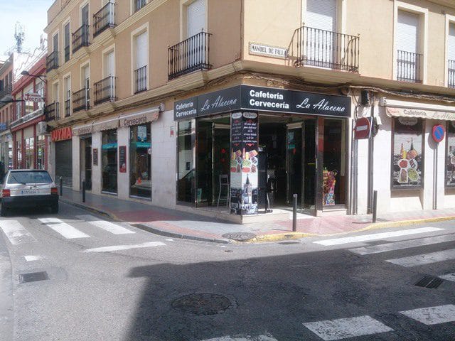 Cafetería Cervecería La Alacena photo 2