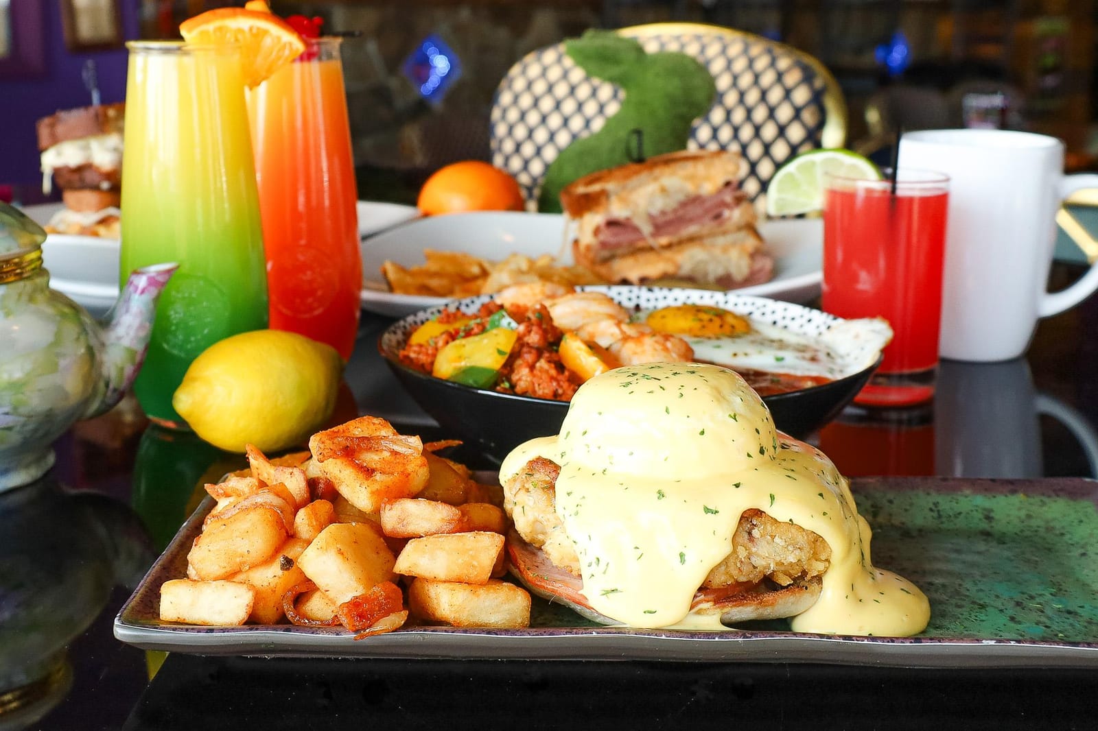 Mad Hatter Cafe photo 2