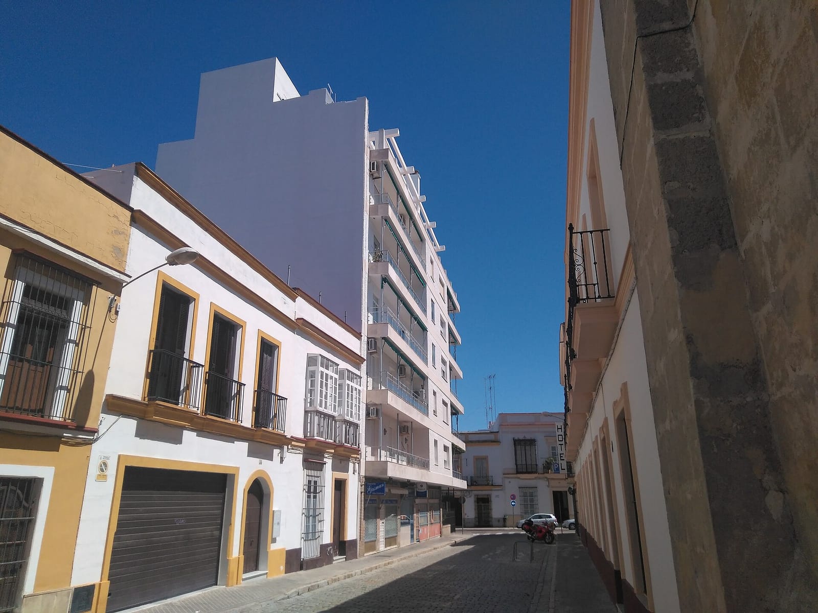 Bar Cafeteria Levante photo 2