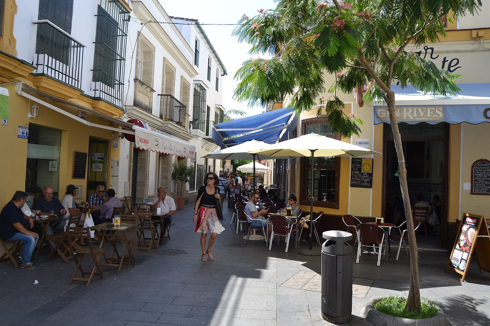Cafetería El Trotamundos photo 2