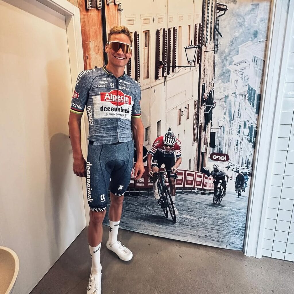 Coche Coche Cycling Café