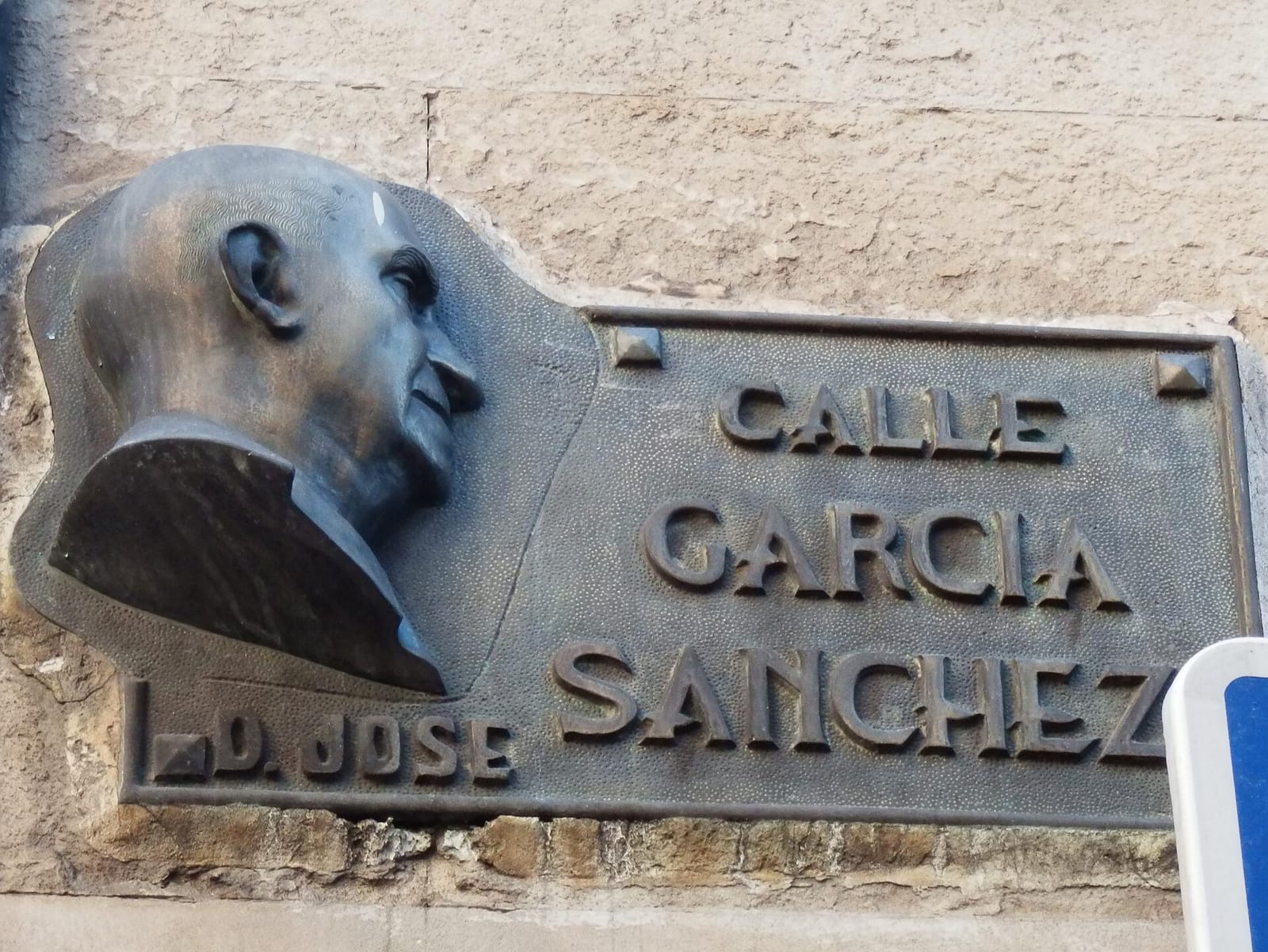 Luis Buñuel photo 2
