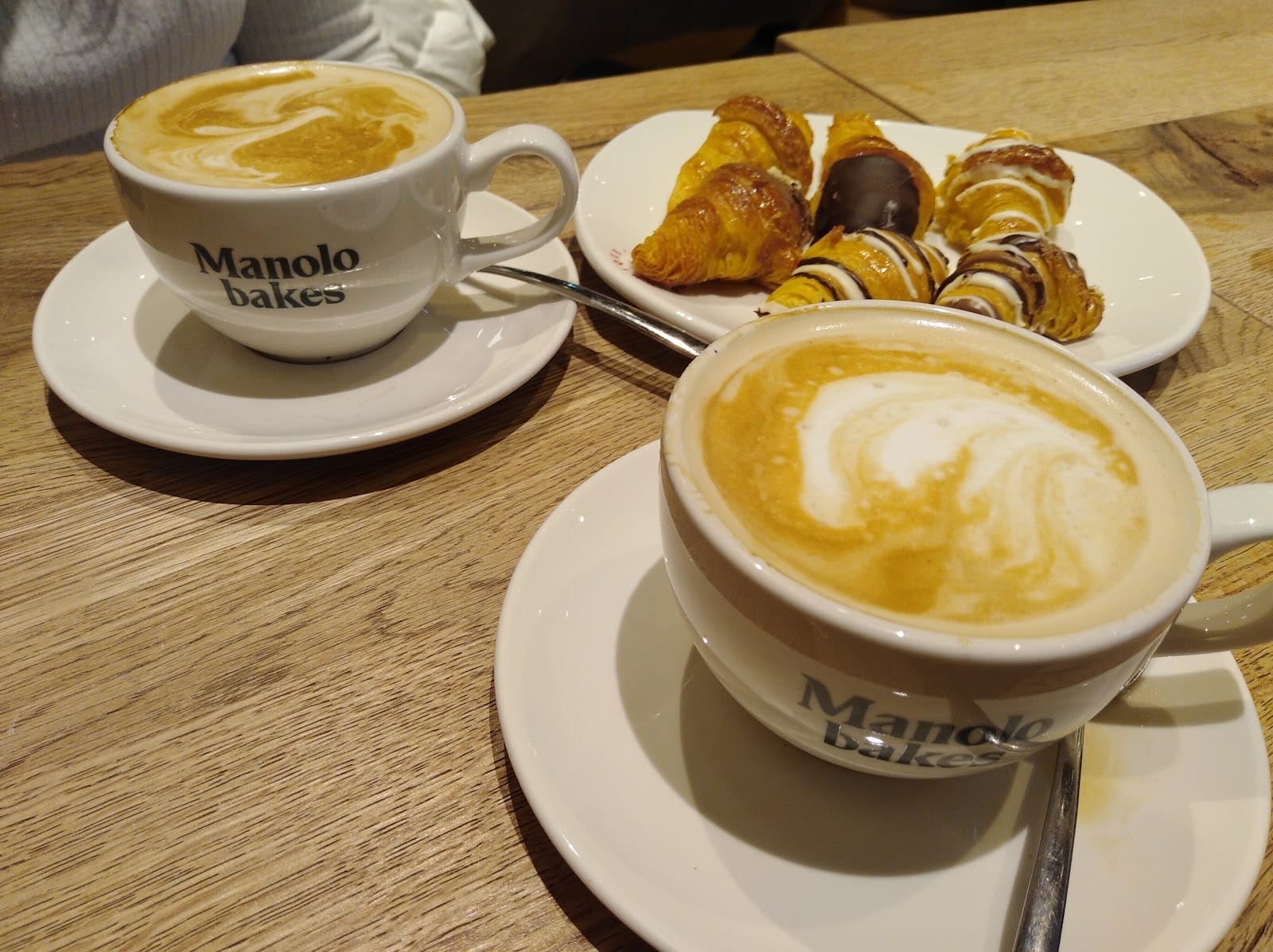 Manolo Bakes