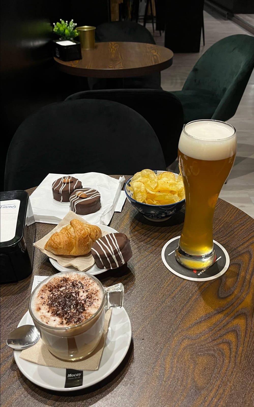 Bayres Café Bar