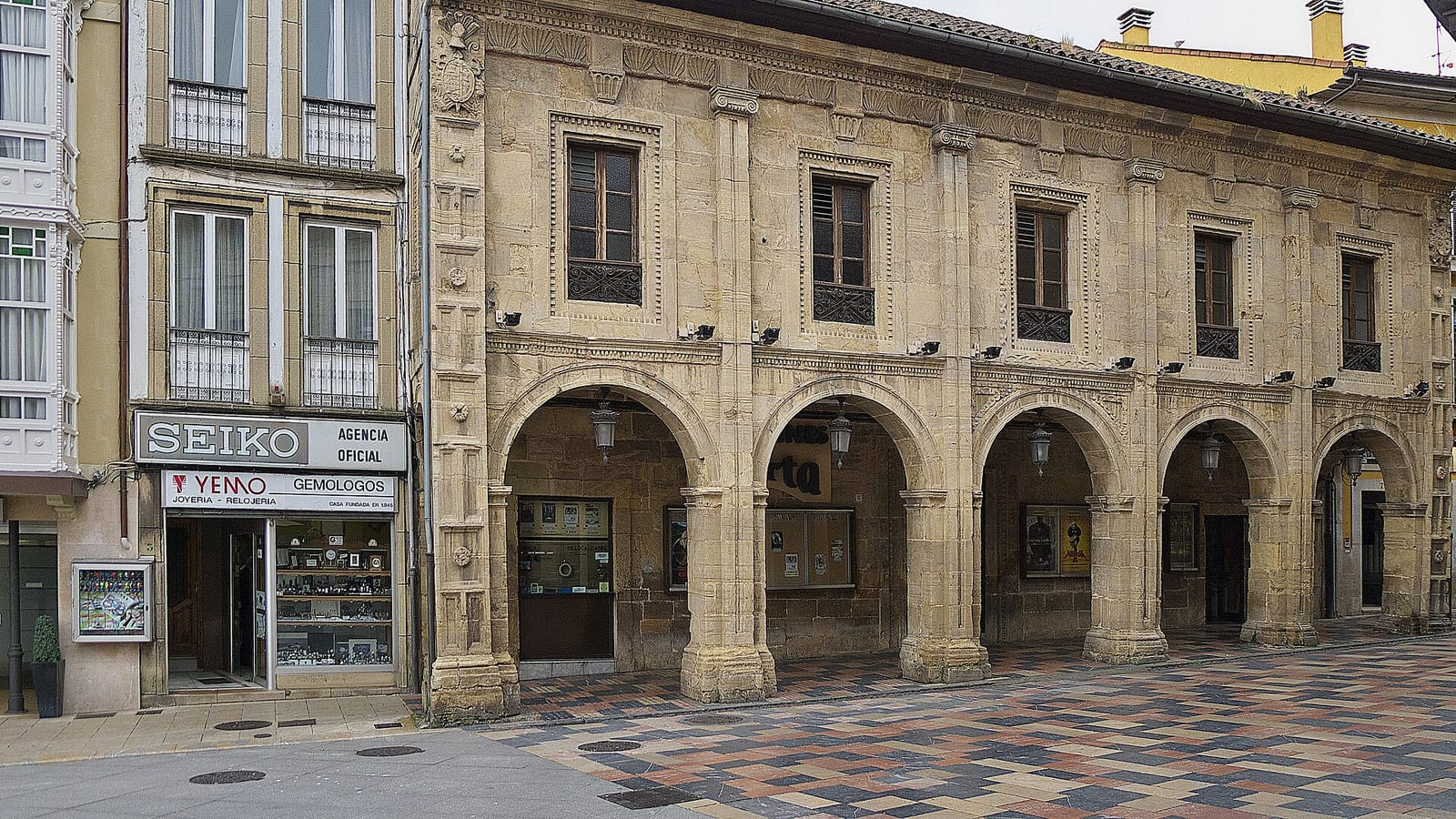 Palacio Valdes photo 2