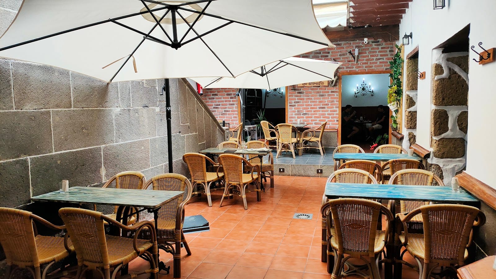 El Patio de Enmedio