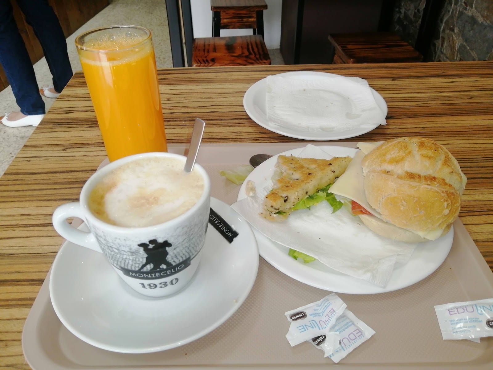 Momento Café