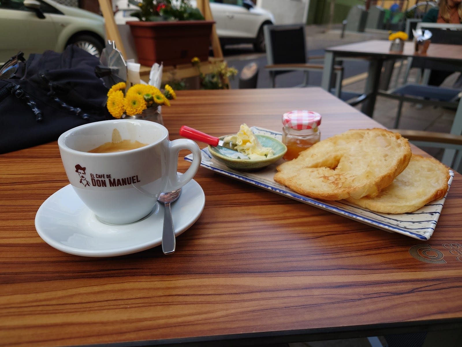 Aquí, Sí - Café & Merienda