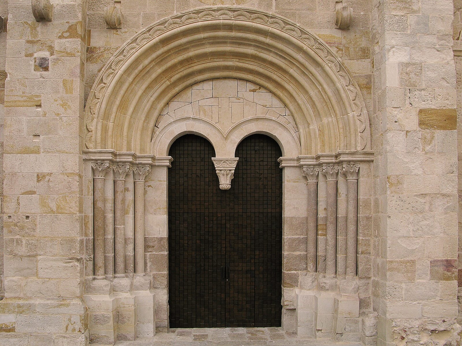 El Burgo photo 2