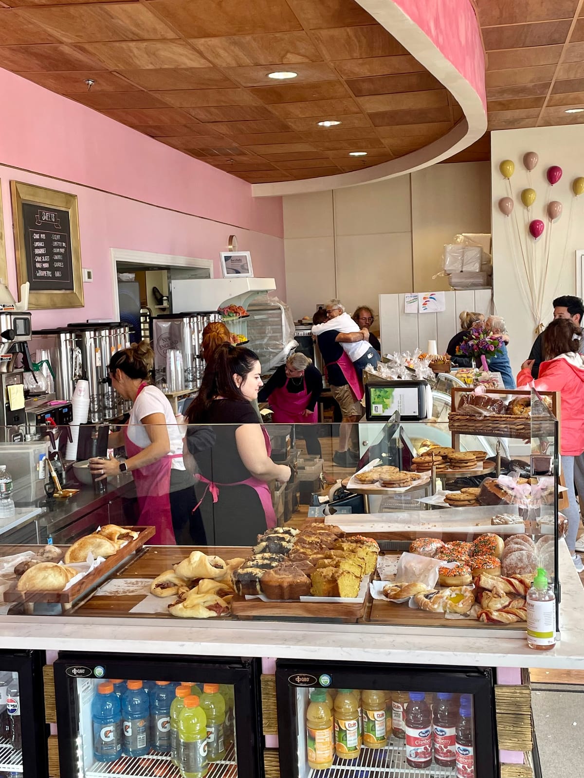Annie's Bakery and Cafe