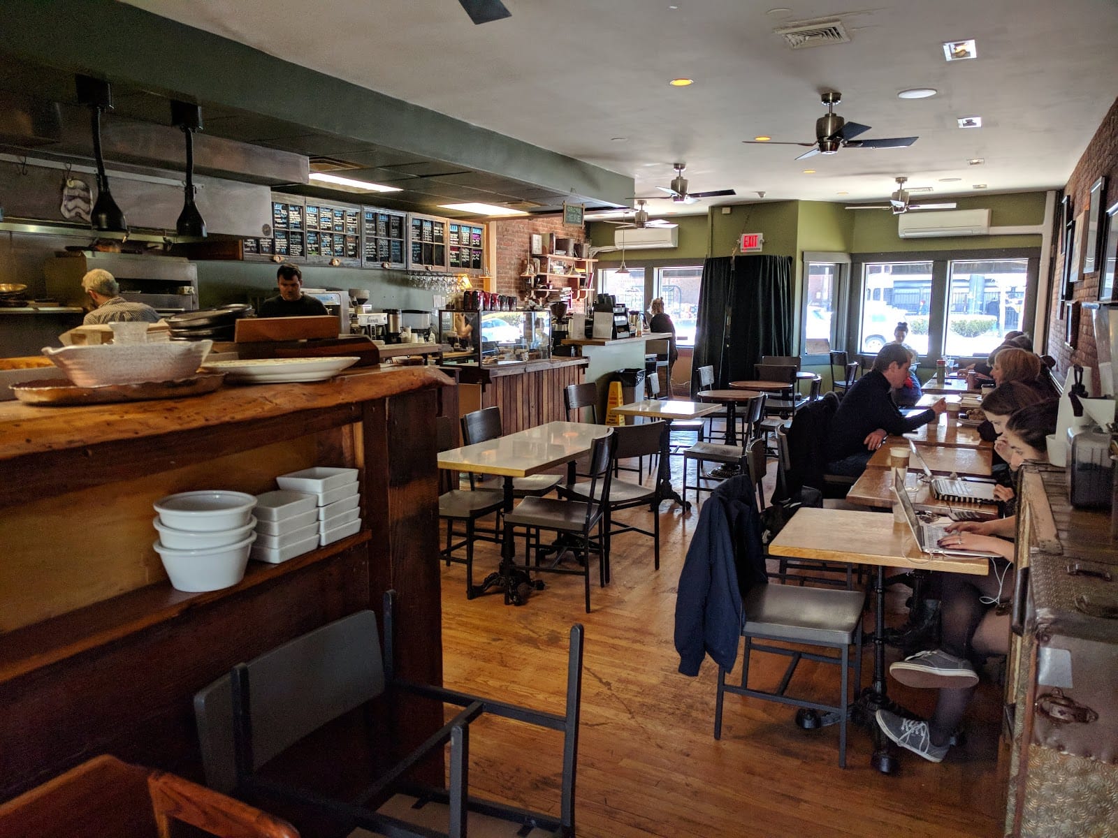 Brassica Kitchen + Cafe