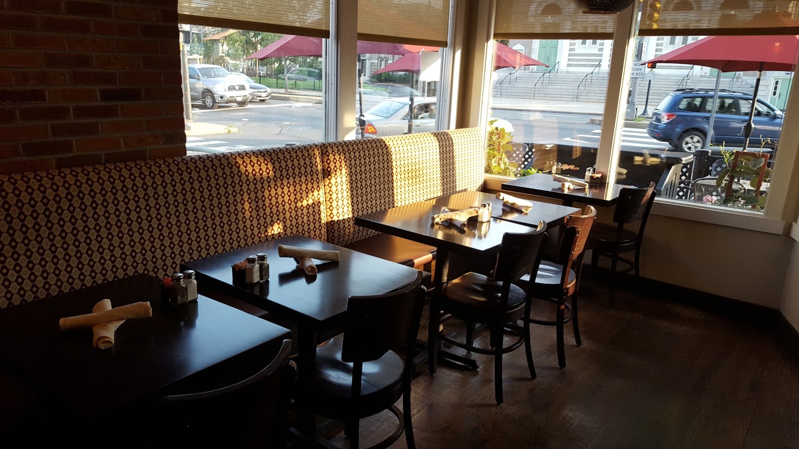 Cafe Barada