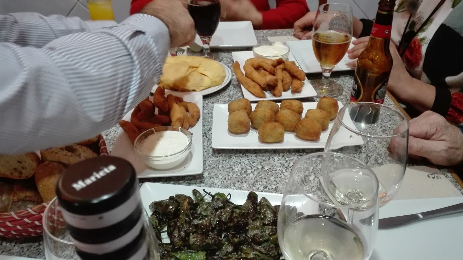 Mesón Aguia