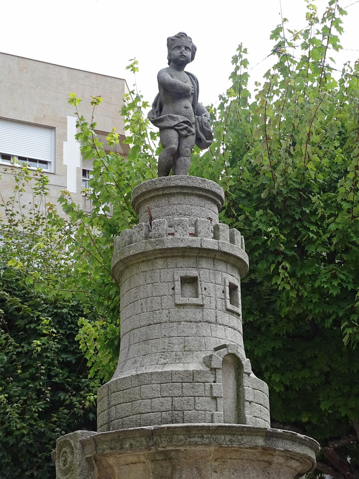 Latorta Vigo - Dona photo 3
