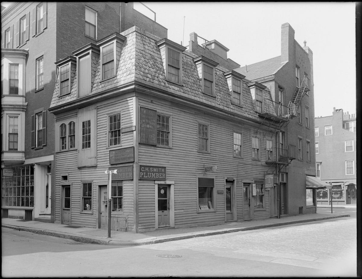 Cobblestones: a Beacon Hill Eatery photo 3
