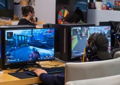 Mixer eSports photo 3