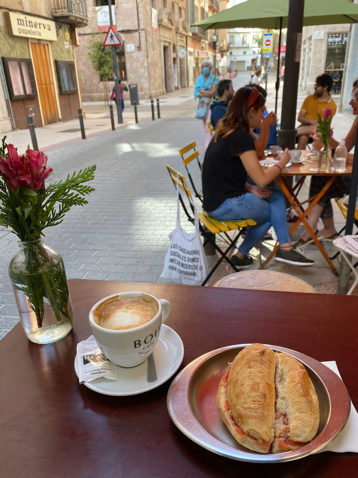 Cafè Canamunt