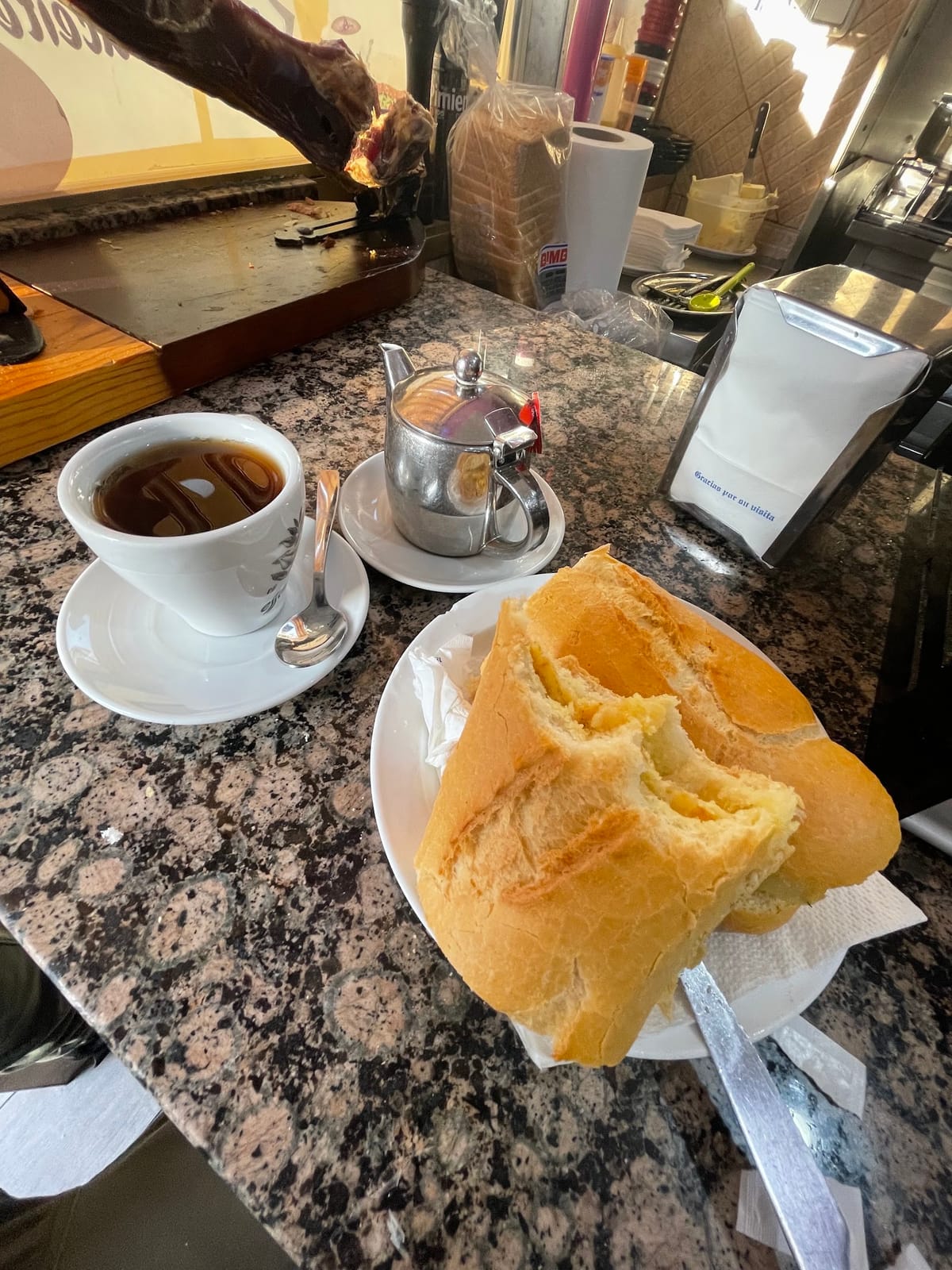Café Bar Lira III