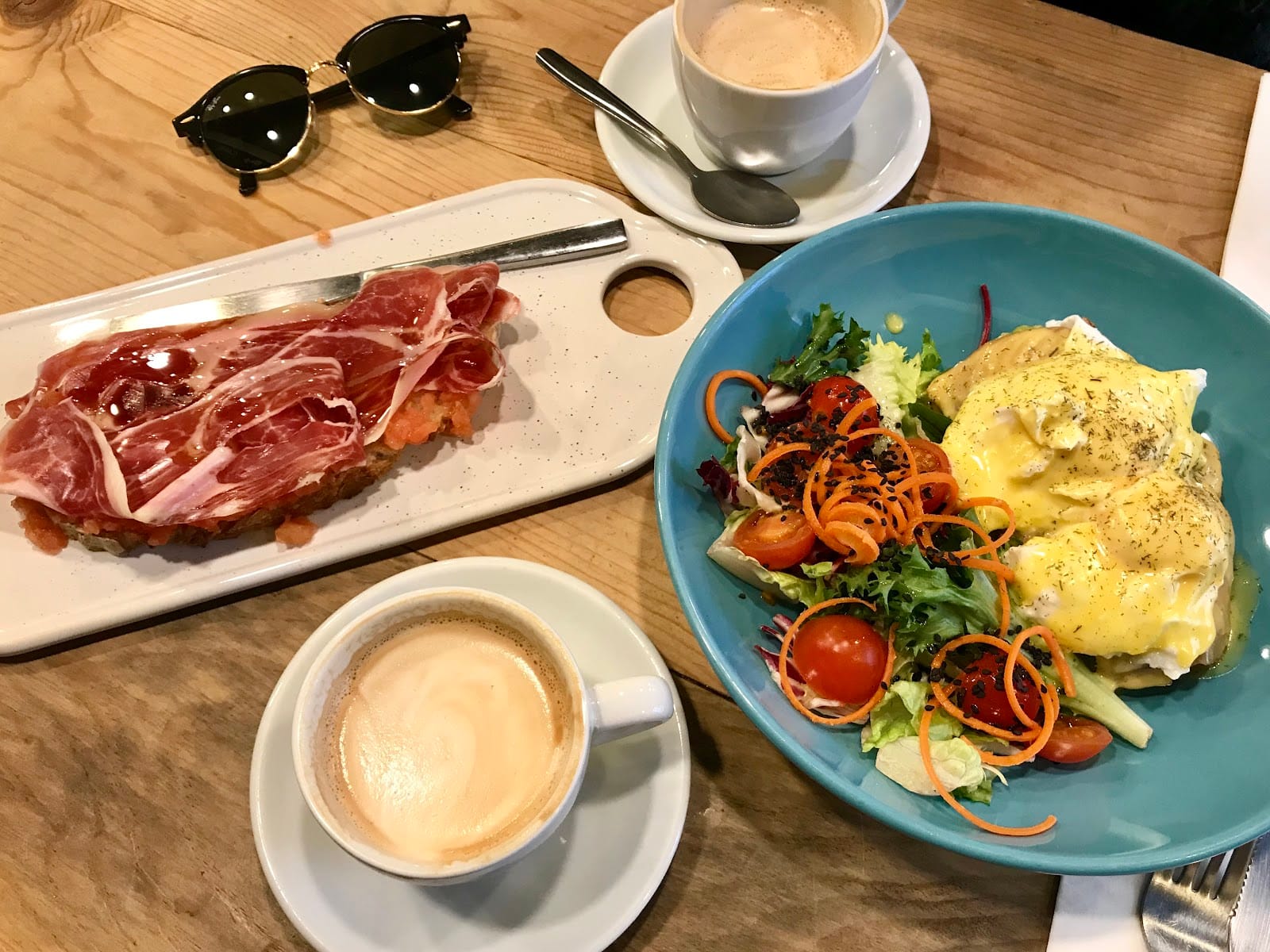 The Little Big Cafe